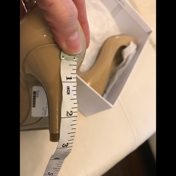 NEW Nine West Taupe Patent Shoes - Picture 6 of 8